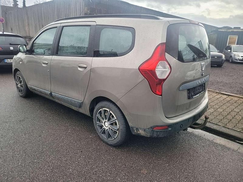 Gebraucht Dacia Lodgy 116 PS (85 kW) 2013 Braun Van / Kleinbus