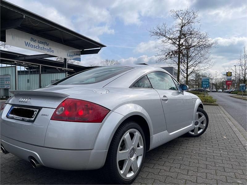 Gebraucht Audi TT Sport 224 PS (164 kW) 2000 Silber Coupé