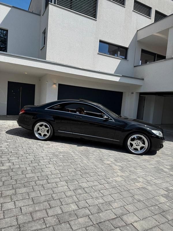 Schwarz Gebraucht 2006 Mercedes CL500 Coupé | 18.900 € (Etwas zu teuer) - Bild 1/4