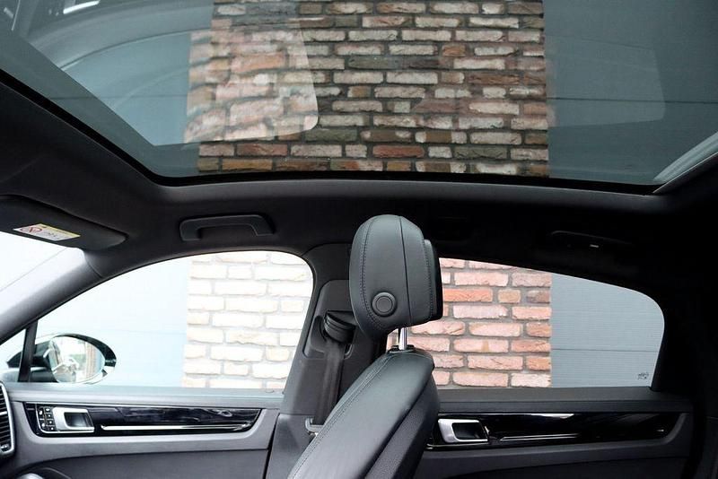 Gebraucht Porsche Cayenne 340 PS (250 kW) 2019 Schwarz SUV