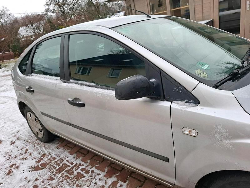Gebraucht Ford Focus 101 PS (74 kW) 2006 Grau Kombi