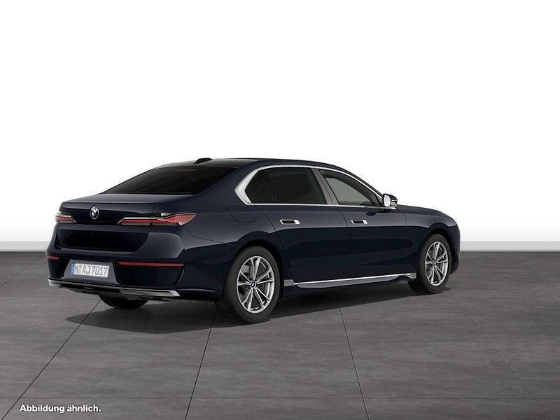 Gebraucht BMW 740 299 PS (219 kW) 2025 Schwarz Limousine