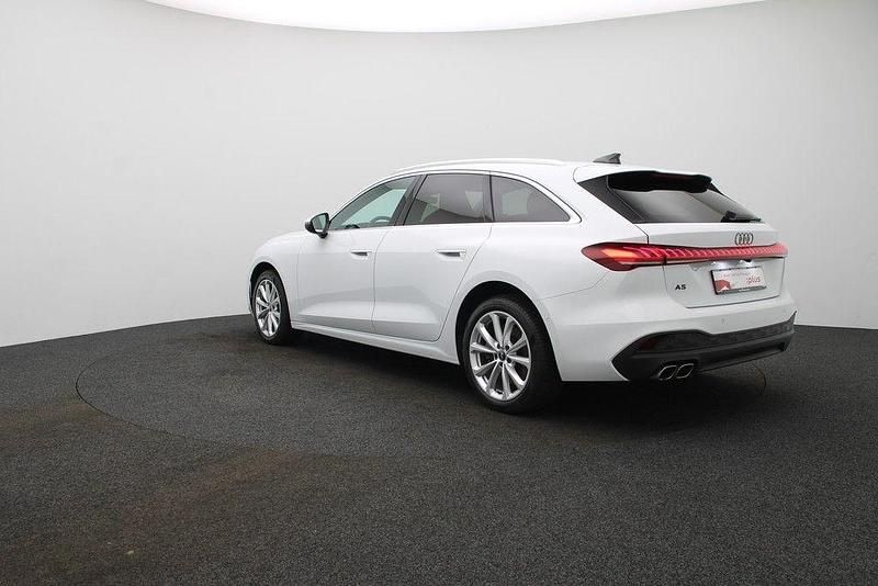 Second-hand Audi A5 Sport 204 CP (150 kW) 2025 Alb Break