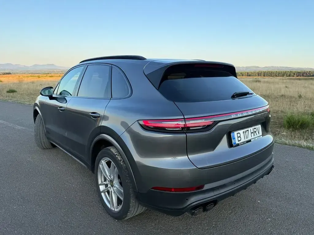 Gebraucht Porsche Cayenne 340 PS (250 kW) 2019 Grau SUV