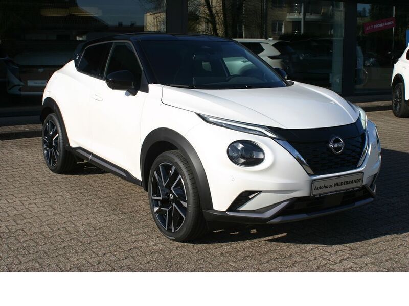 Pearl white/dach schwarz Neu 2025 Nissan Juke 360º SUV | 33.470 € (Teuer) - Bild 1/4
