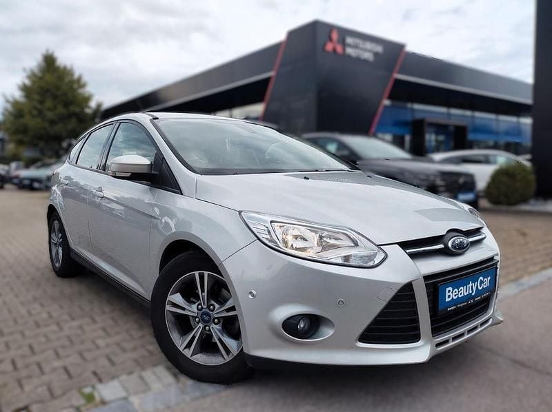 Silber Gebraucht 2014 Ford Focus SYNC Edition Limousine | 4.990 € (Superpreis) - Bild 1/4
