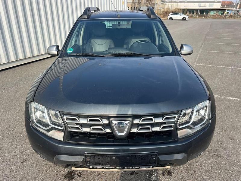 Gebraucht Dacia Duster Prestige 109 PS (80 kW) 2015 Grau SUV