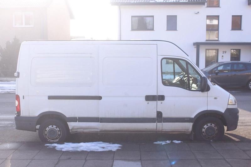 Second-hand Opel Movano 2006 Alb Monovolum