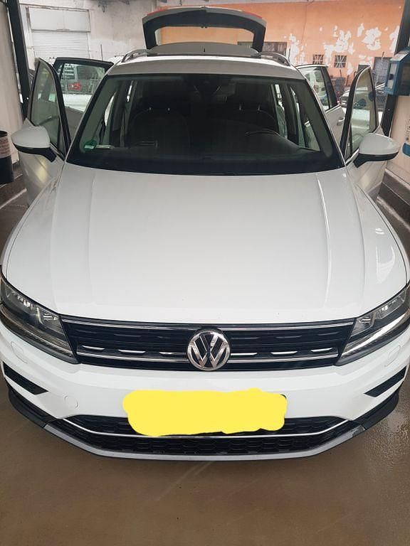Weiß Gebraucht 2018 VW Tiguan SUV | 19.500 € (Teuer) - Bild 1/4