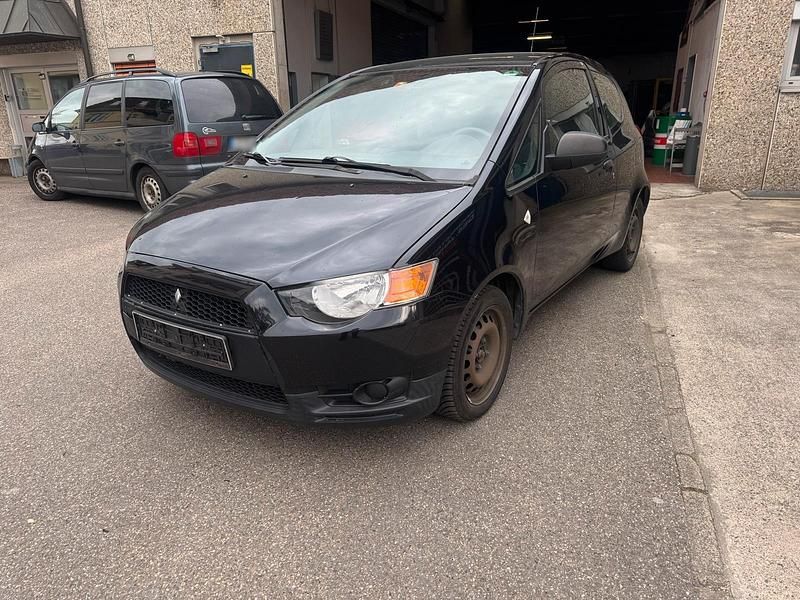 Gebraucht Mitsubishi Colt 75 PS (55 kW) 2013 Schwarz Kleinwagen