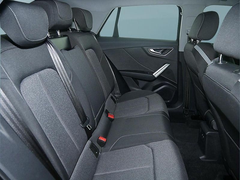 Gebraucht Audi Q2 S-Line 150 PS (110 kW) 2025 Grau SUV