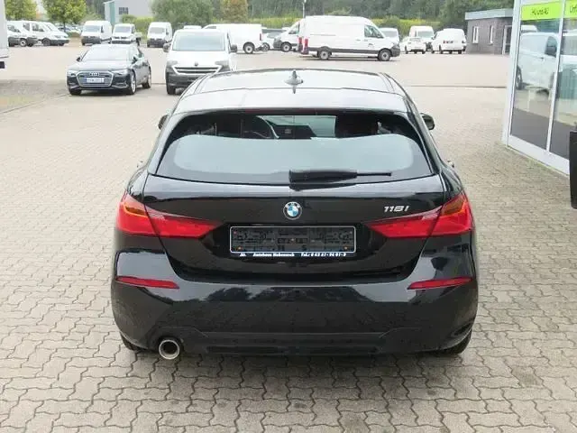 Gebraucht BMW 116 109 PS (80 kW) 2021 Schwarz Kleinwagen