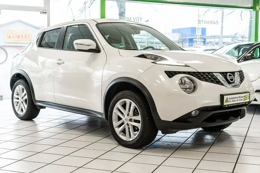 Gebraucht Nissan Juke Tekna 116 PS (85 kW) 2015 Weiß SUV