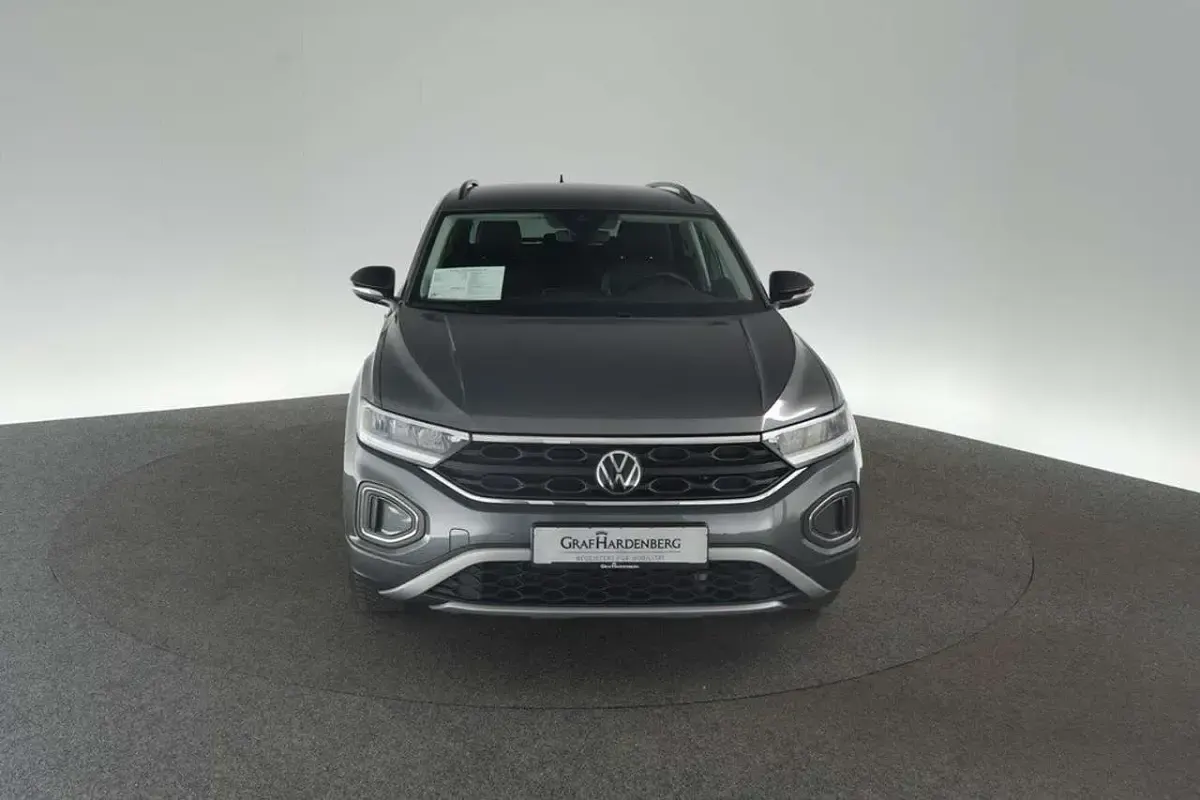 Gebraucht VW T-Roc Goal 116 PS (85 kW) 2025 Grau SUV