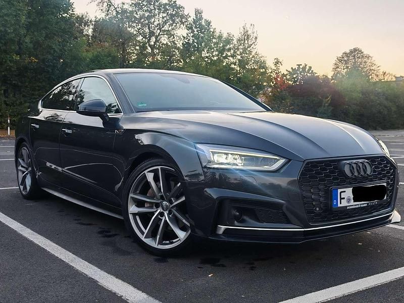 Gebraucht Audi A5 Design 190 PS (139 kW) 2019 Grau Coupé