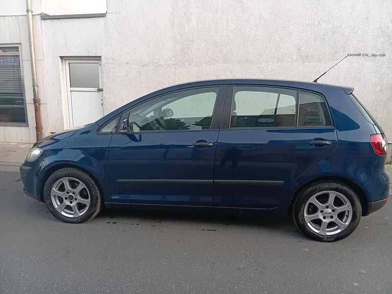Gebraucht VW Golf V 102 PS (75 kW) 2006 Blau Kleinwagen