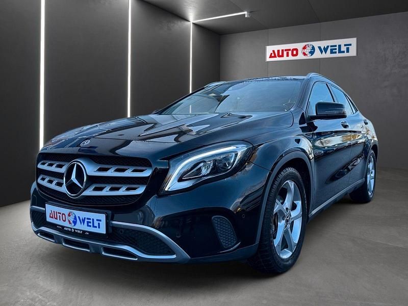 Schwarz Gebraucht 2019 Mercedes GLA180 SUV | 19.990 € (Fairer Preis) - Bild 1/4