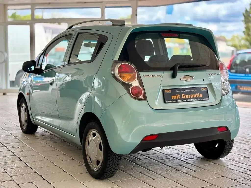 Używany Chevrolet Spark LS 82 KM (60 kW) 2010 Zielony Hatchback