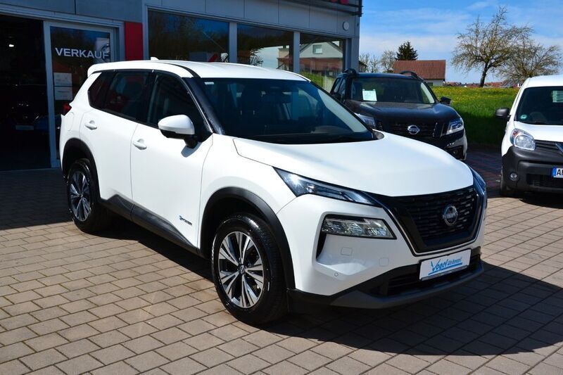 Solid white Neu 2024 Nissan X-Trail Acenta SUV | 36.990 € - Bild 1/4