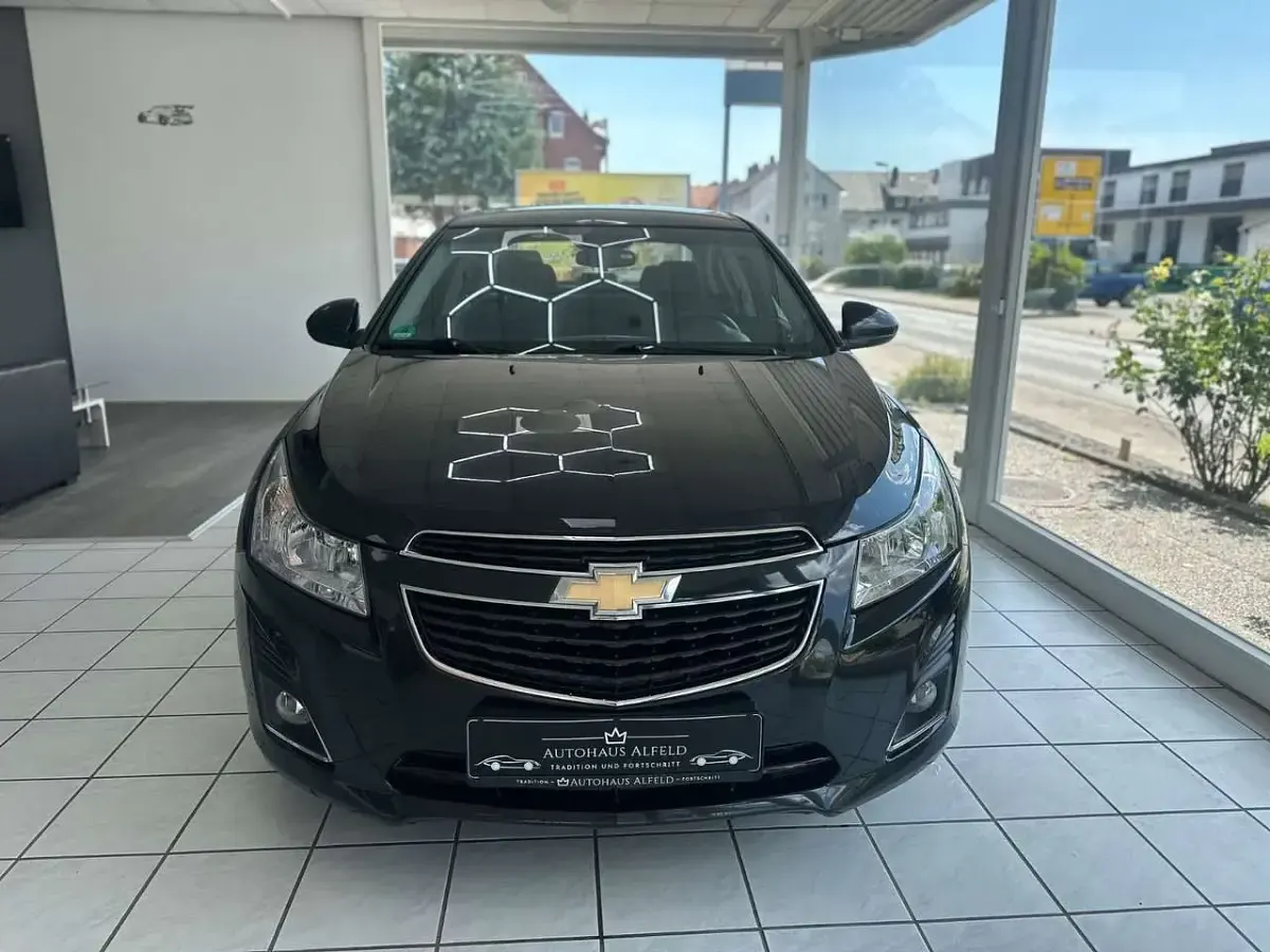 Gebraucht Chevrolet Cruze 113 PS (83 kW) 2013 Schwarz Limousine