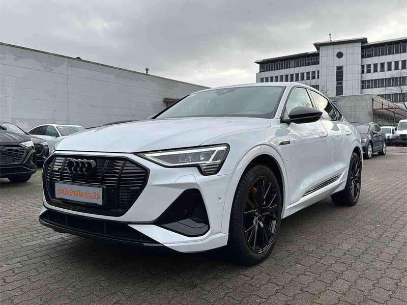 Weiß Gebraucht 2022 Audi e-tron Sportback Black Edition SUV | 33.950 € (Guter Preis) - Bild 1/3