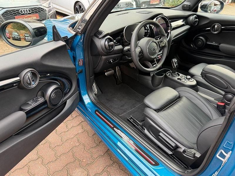 Gebraucht Mini Cooper S 178 PS (130 kW) 2022 Island blue Kleinwagen