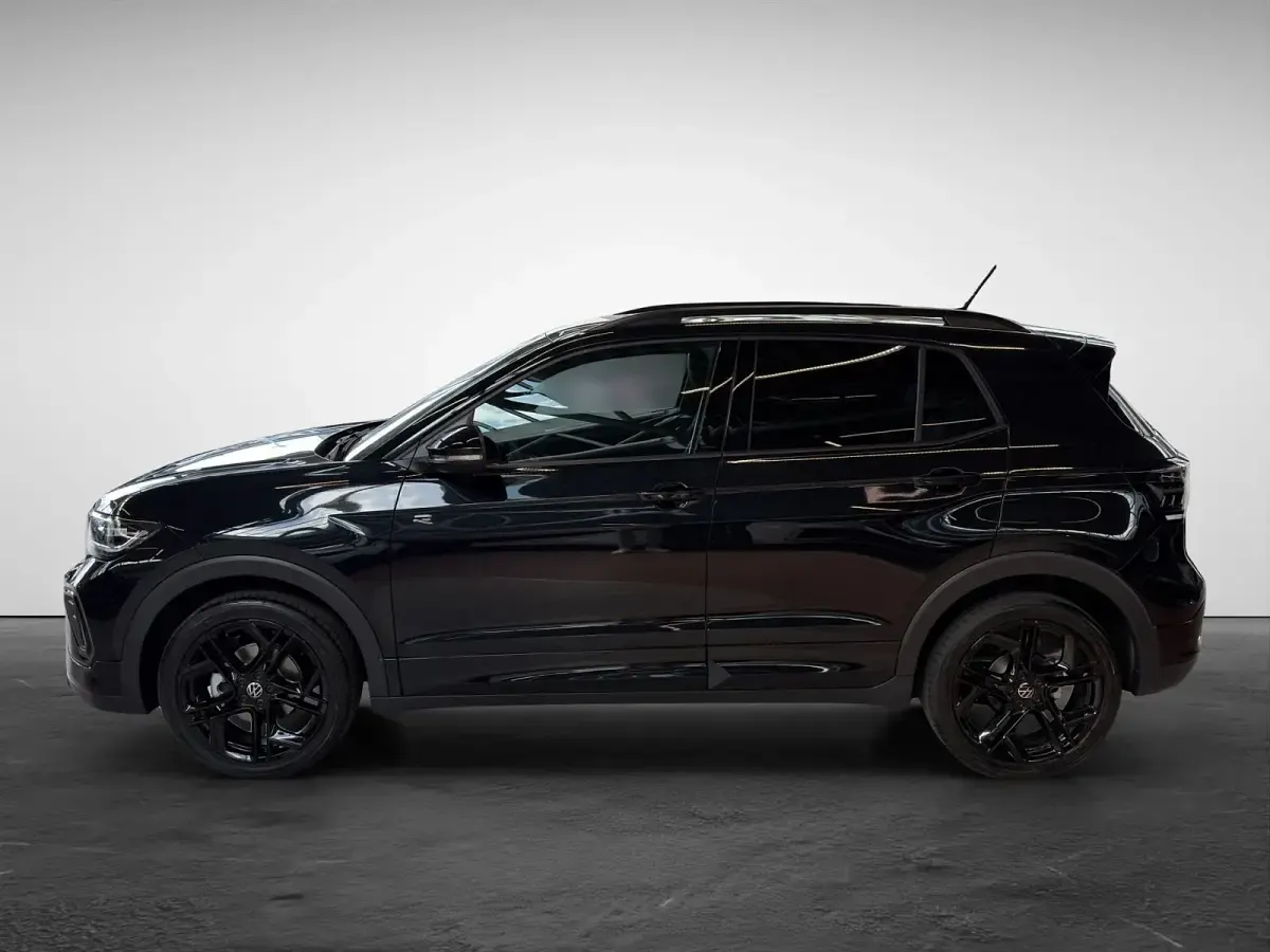 Gebraucht VW T-Cross R-line 116 PS (85 kW) 2025 Schwarz (deep black perleffekt) SUV