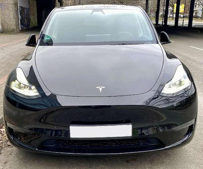 Gebraucht 2022 Tesla Model Y SUV | 33.900 € (Guter Preis) - Bild 1/4