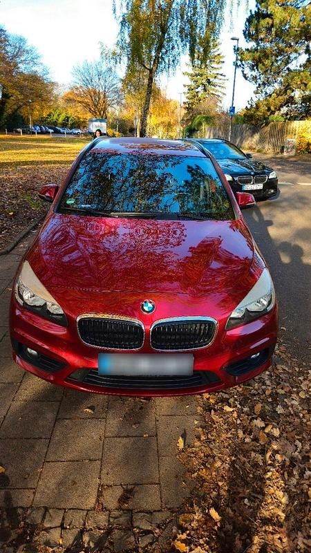 Gebraucht BMW 218 136 PS (100 kW) 2015 Rot Kombi
