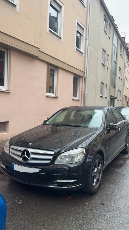 Gebraucht Mercedes C180 156 PS (114 kW) 2010 Limousine