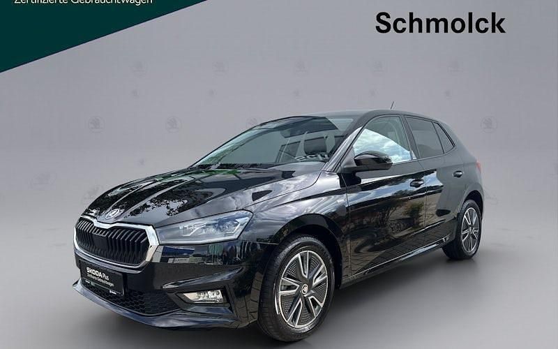 Weiß Gebraucht 2022 Skoda Fabia Tour Limousine | 18.790 € (Fairer Preis) - Bild 1/4