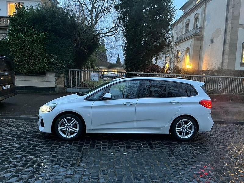 Gebraucht BMW 218 Gran Tourer M Sport 140 PS (102 kW) 2020 Weiß Van / Kleinbus