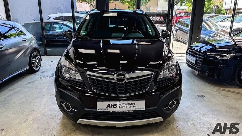 Usado Opel Mokka Innovation 140 HP (102 kW) 2017 Preto SUV