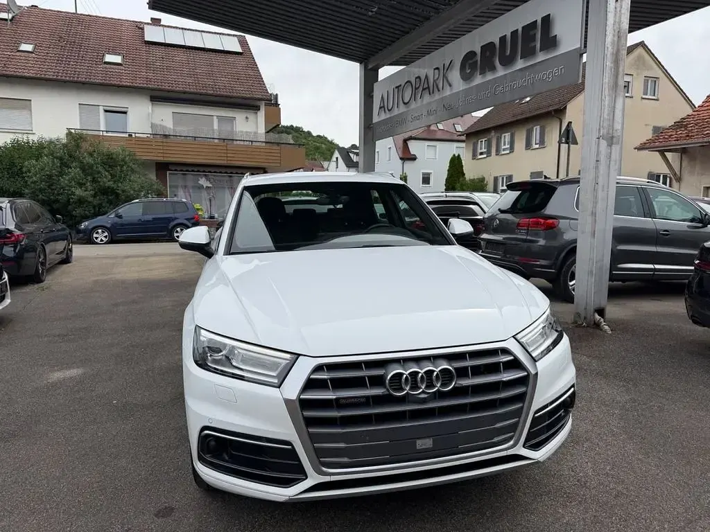 Gebraucht Audi Q5 S-Line 190 PS (139 kW) 2019 Weiß SUV