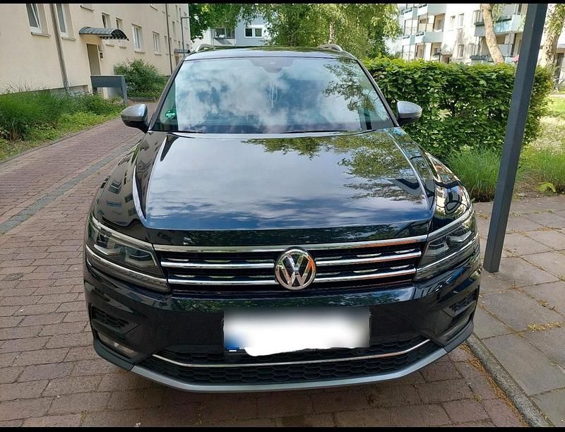 Schwarz Gebraucht 2019 VW Tiguan SUV | 29.000 € (Teuer) - Bild 1/4