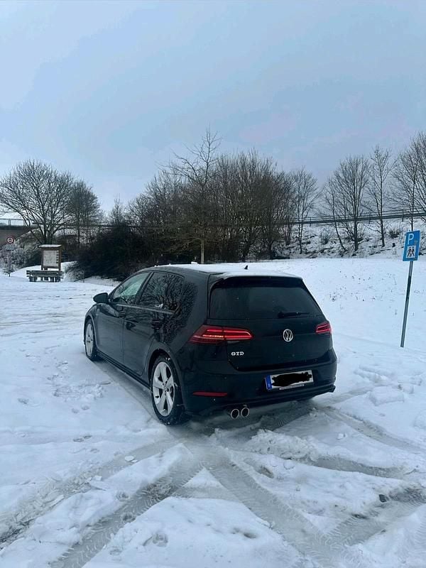 Gebraucht VW Golf VII GTD 184 PS (135 kW) 2017 Schwarz Kleinwagen