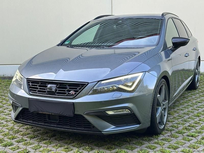 Grau Gebraucht 2017 Seat Leon ST FR Kombi | 17.990 € (Fairer Preis) - Bild 1/4