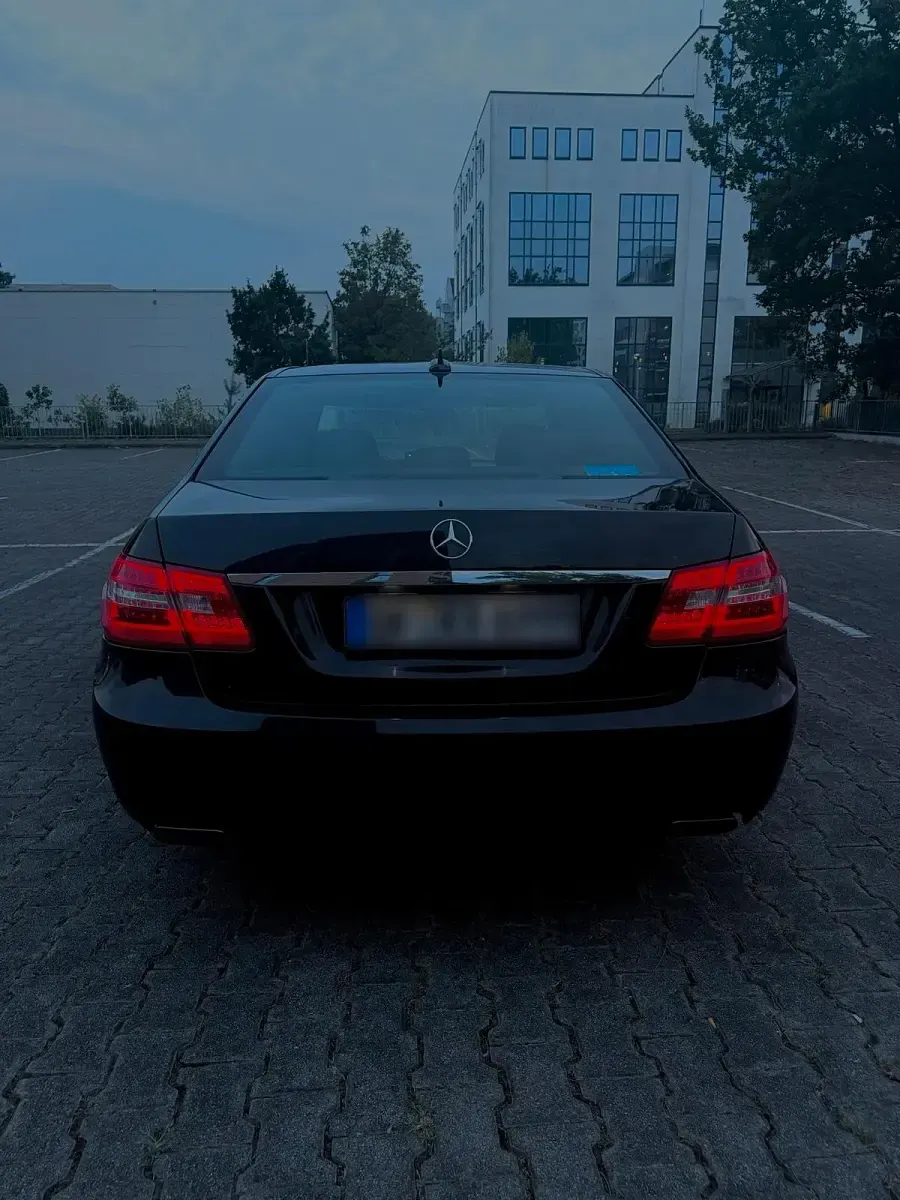 Gebraucht Mercedes Viano 177 PS (130 kW) 2013 Schwarz Van / Kleinbus