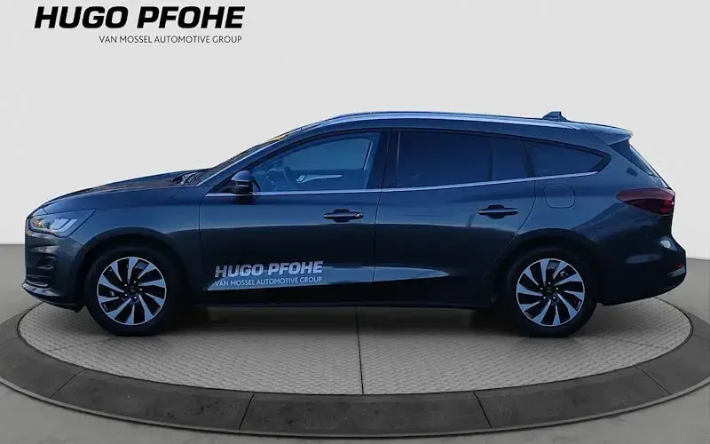 Gebraucht Ford Focus Titanium 116 PS (85 kW) 2024 Magnetic metallic Kombi