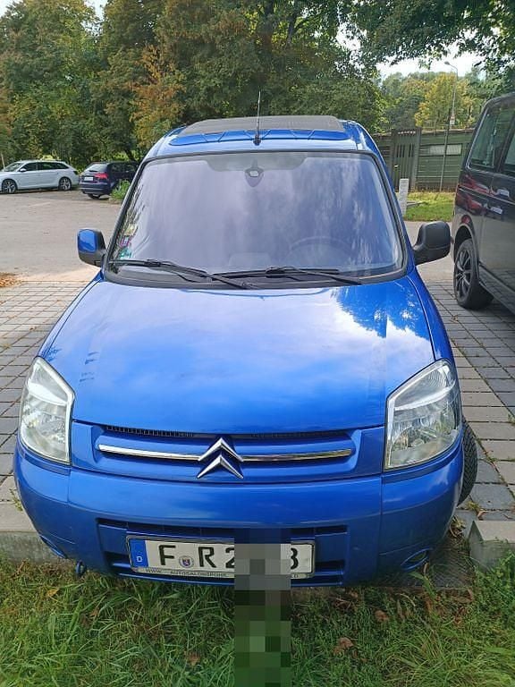 Blau Gebraucht 2006 Citroën Berlingo Exclusive Van / Kleinbus | 1.150 € (Superpreis) - Bild 1/4