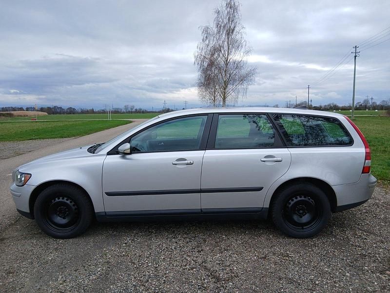 Gebraucht Volvo V50 125 PS (91 kW) 2005 Silber Kombi