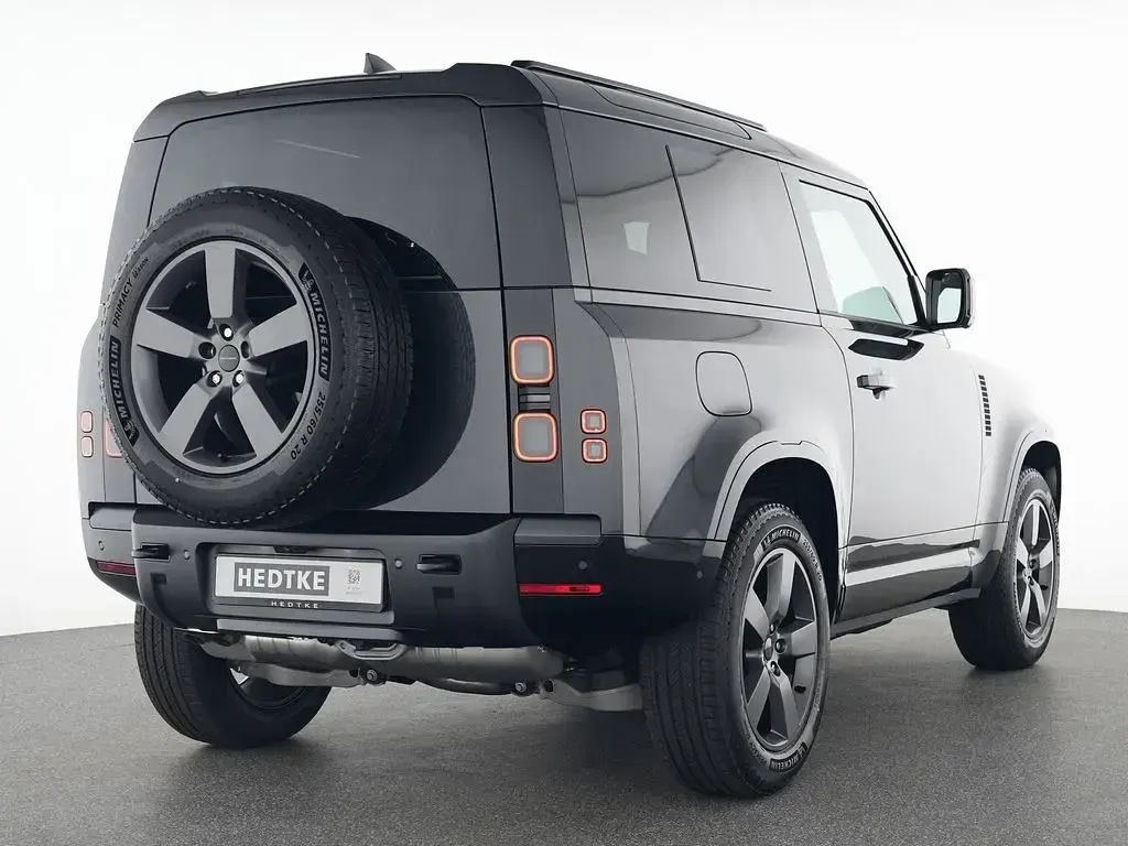 Neu Land Rover Defender SE Dynamic 250 PS (183 kW) 2026 Grau SUV