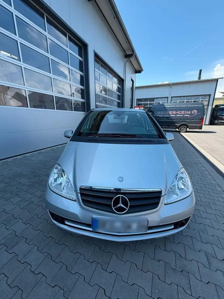 Gebraucht Mercedes A160 95 PS (69 kW) 2010 Silber Kombi