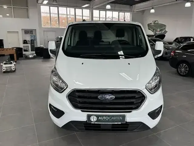 Occasion Ford Transit Custom Trend 170 ch (125 kW) 2021 Andere Berline