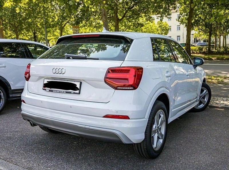 Gebraucht Audi Q2 S-Line 116 PS (85 kW) 2016 Weiß SUV