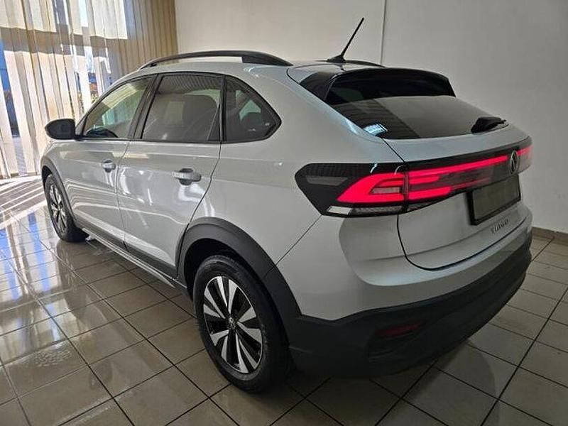 Gebraucht VW Taigo IQ Drive 110 PS (80 kW) 2022 Grau SUV