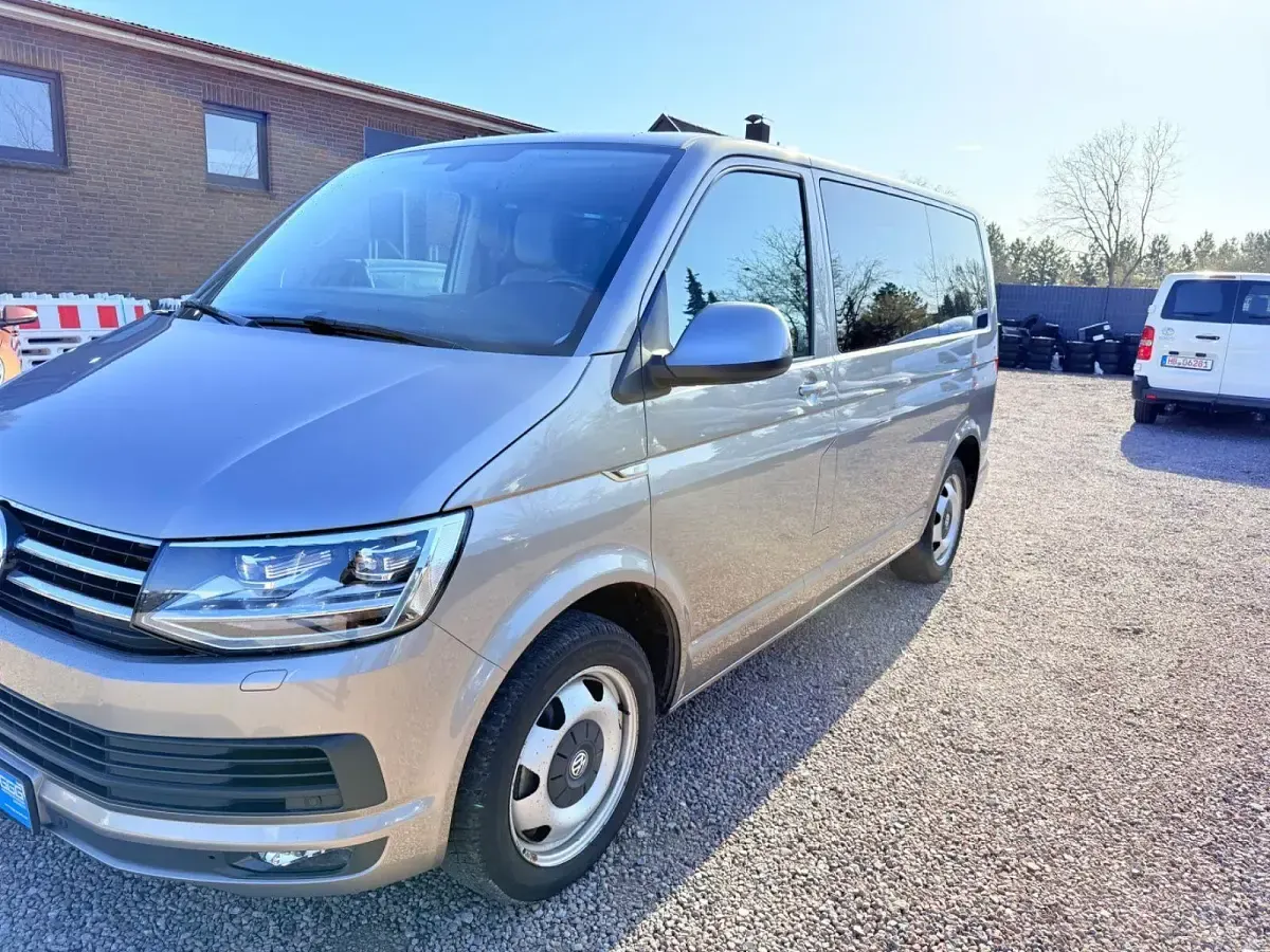 Używany VW T6 204 KM (150 kW) 2016 Złoty Van
