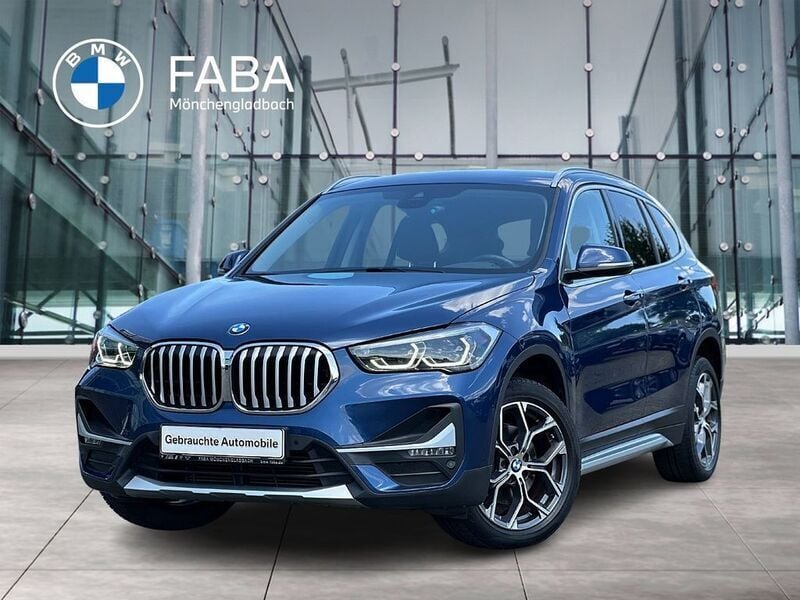 Blau Gebraucht 2021 BMW X1 xLine SUV | 25.450 € (Fairer Preis) - Bild 1/4