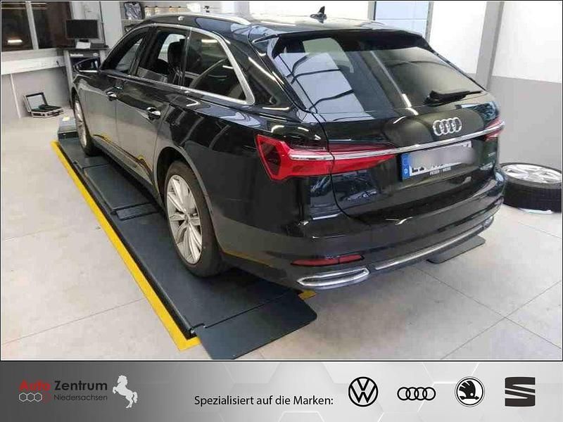 Gebraucht Audi A6 Design 204 PS (150 kW) 2022 Mythos black metallic Kombi