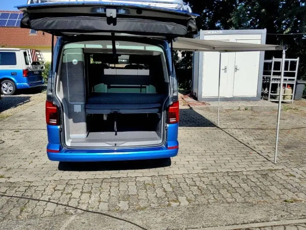Gebraucht VW California California 150 PS (110 kW) 2024 Grau Van